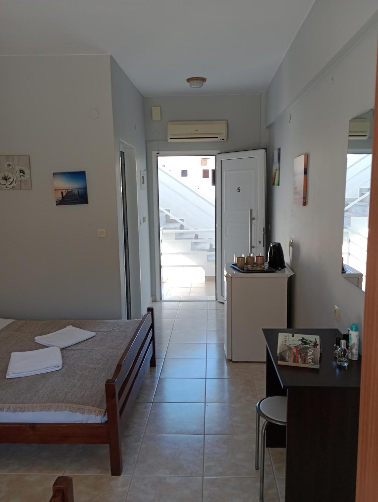House Georgia Daire Kallithea  Dış mekan fotoğraf